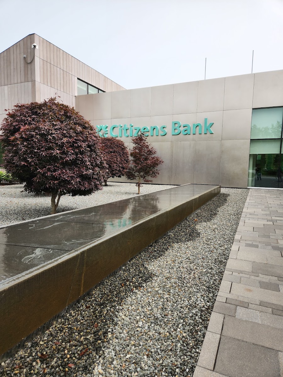 Citizens Bank Johnston Campus-1